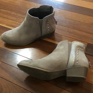 Ankle boots